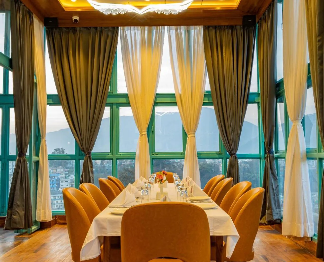 Mhendo Hotel & Studio Suites Kathmandu 4*,